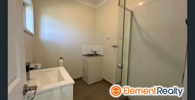 Conveniently Located Modern Granny Flat - INCL. WATER & GAS - Photo 1