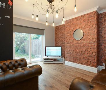 5 Bed Semi-Detached House, City Road, NG7 - Photo 2