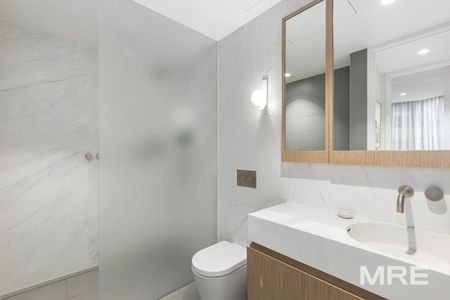 1810/433 Collins Street, Melbourne - Photo 2