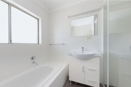 6/17 Moore Street, Coogee NSW 2034 - Apartment For Rent | Domain - Photo 4