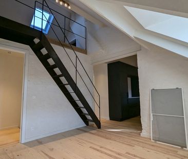 In het centrum gelegen volledig gerenoveerd duplex appartement met hoogwaardig materiaal - Foto 6