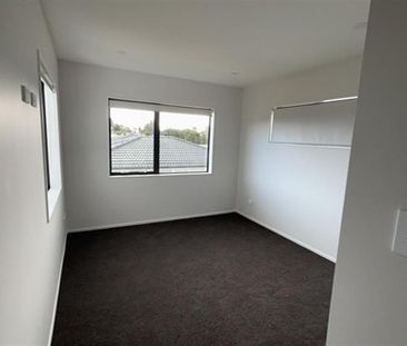 122A, Cargill Street, Papakura - Photo 5