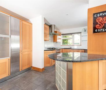 5 bedroom detached house to rent - Photo 5