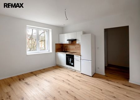 Pronájem bytu 2+kk v osobním vlastnictví 36 m², Ostrava - Fotografie 2