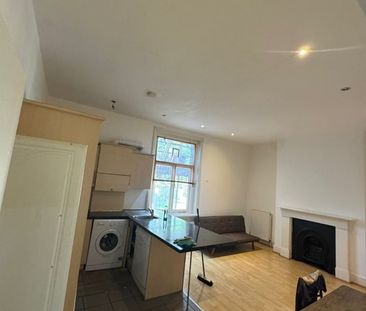 2 Bed Flat, Ribblesdale Road, N8 - Photo 2