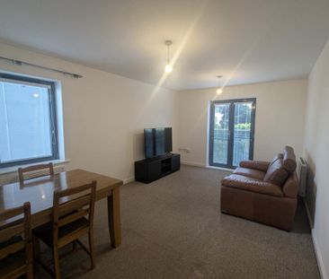 2 bedroom flat to rent - Photo 4