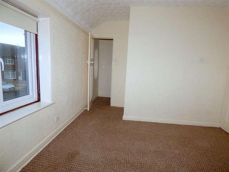 Cotsford Place, Huyton, Liverpool, L36 - Photo 2