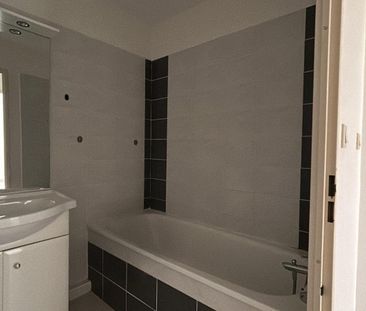 Location Appartement 2 pièces 42m² AGDE 34300 - Photo 6