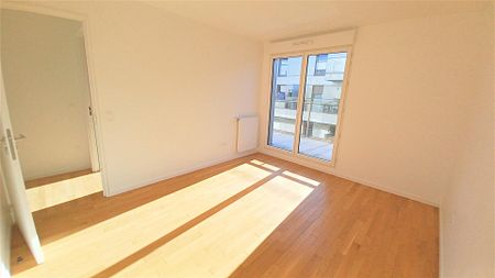 location Appartement F5 DE 102.23m² À CLICHY - Photo 5