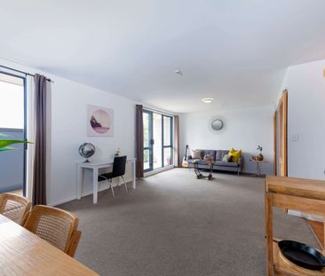 Spacious Apartment with Resort-Style Facilities - 2 Carparks - Photo 6