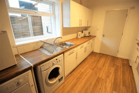 Spacious Double Room - Photo 5