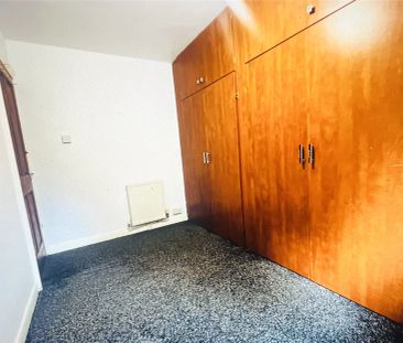 3 bedroom house to rent Scott Hall Road, LS7 - Photo 5