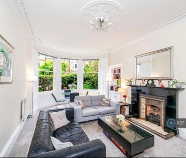 3 bedroom flat to rent - Photo 2