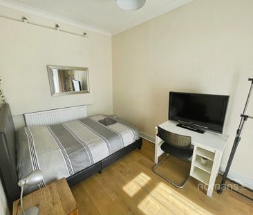 1 bedroom property to rent - Photo 3