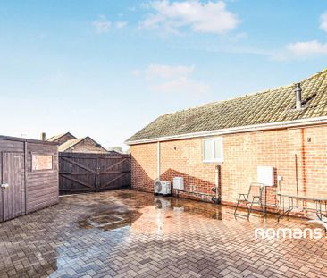 2 bedroom bungalow to rent - Photo 1