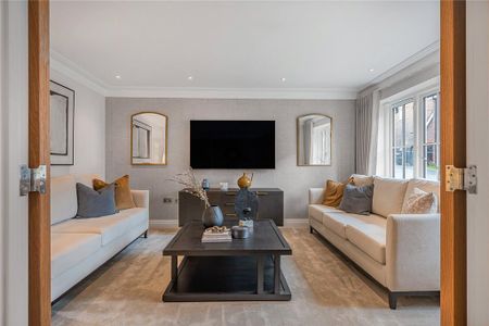 3 bedroom semi-detached house to rent - Photo 4