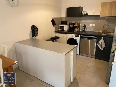Appartement à louer 4 pièces 80.79m² - Photo 2