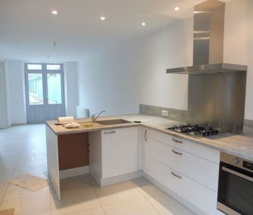 Location Maison 7 pièces 150m² HERICY 77850 - Photo 2