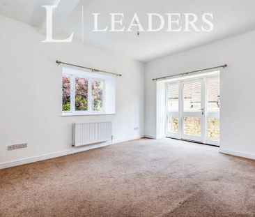 2 bedroom apartment to rent Gloucester Street, Faringdon - Photo 4