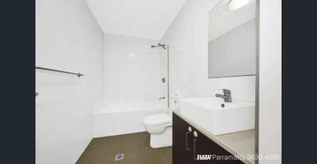 SPACIOUS & WELL-APPOINTED TWO BEDROOM APARTMENT - Photo 3