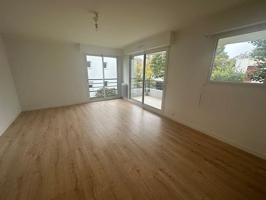 Location Appartement 3 pièces 66m² - Photo 1