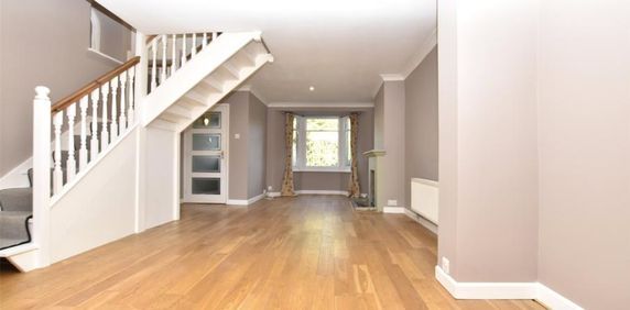 Station Road, Corsham, Wiltshire, SN13 - Photo 2