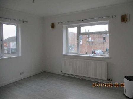 Moredon, Swindon, SN25 - Photo 5