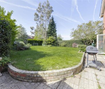 4 bedroom detached house to rent - Photo 5