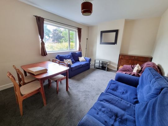 5 Bed Student Accommodation - Photo 1