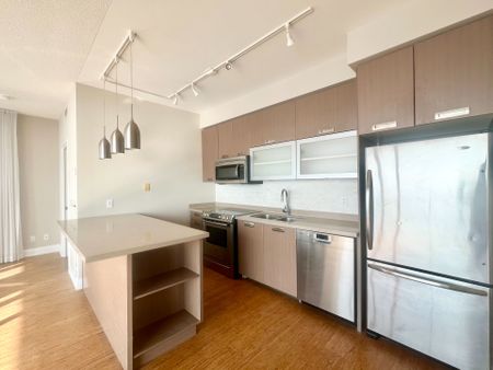 For Lease - 90 Stadium Road Unit# 1706, Toronto, Ontario - Photo 5