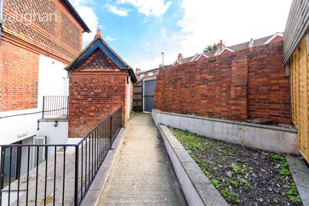 house share to rent - Photo 2
