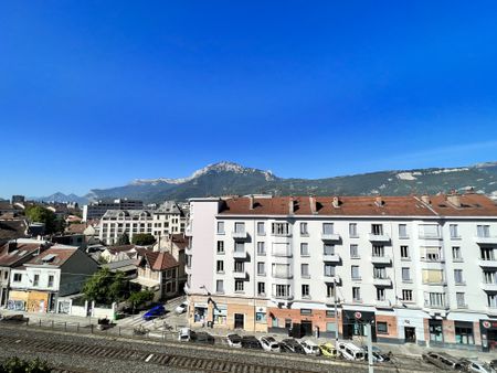 Location Appartement 1 pièce 29m² GRENOBLE 38000 - Photo 4
