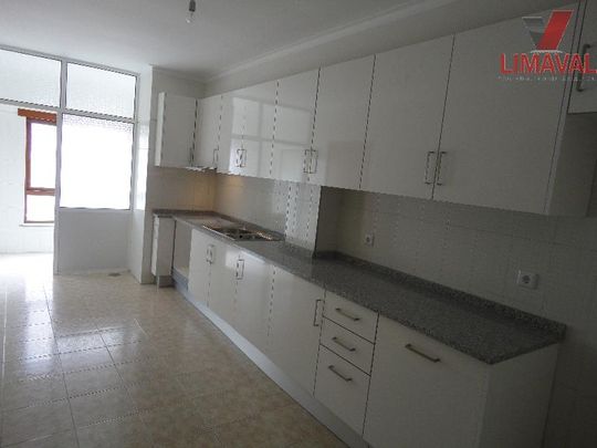 Apartamento T4 em Braga - Photo 1