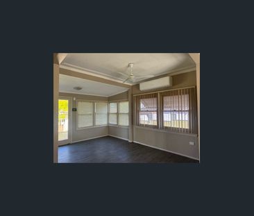 Cosy updated 2-bedroom cottage. - Photo 1