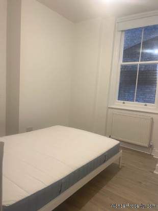 2 bedroom property to rent in London - Photo 5