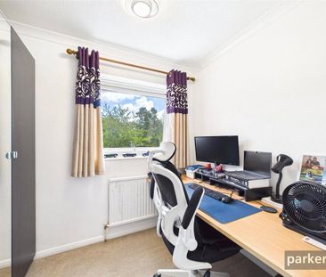 4 bedroom terraced house to rent - Photo 6