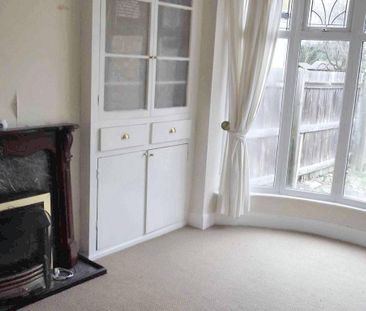 3 bedroom detached house to rent - Photo 2