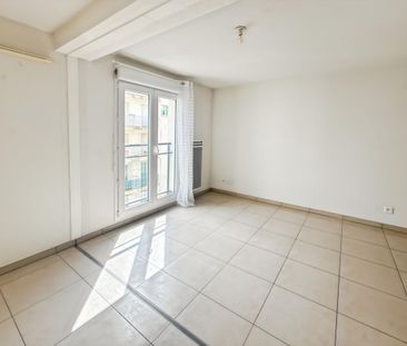 Location Appartement 2 pièces 40m² JUAN LES PINS 06160 - Photo 6
