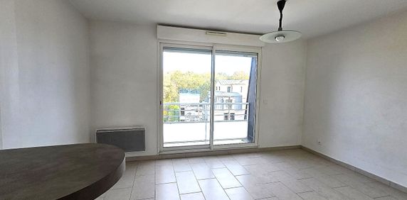Location Appartement 1 pièce 24m² - Photo 2