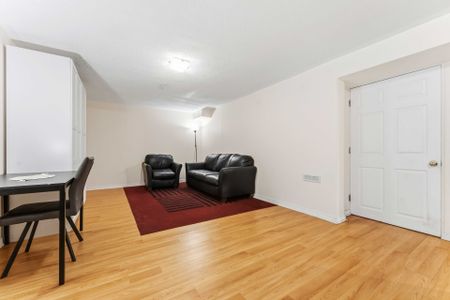 For Lease - 118 Finn Court, Hunt Club - South Keys and Area, Ontario - Photo 2