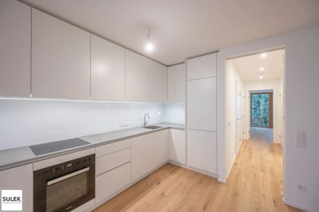 Erstbezug - Apollogasse18: gut geschnittene, großzügige 3 Zimmer-Wohnung mit Loggia - bezugsfertig! - Photo 5