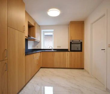 Appartement te huur - foto 1