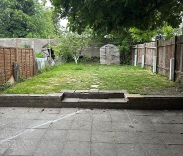 2 bedroom house on Freeburn Causeway, CV4 8FP area - Photo 6