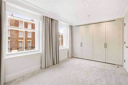 Newly refurbished property in a prime London location - Photo 4
