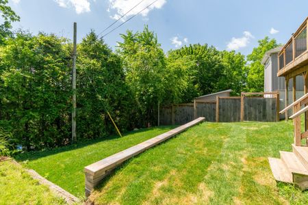 For Lease - 8 Chadwick Avenue, Guelph, Ontario - Photo 4