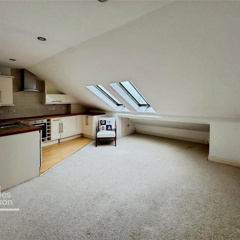 1 bedroom flat to rent - Photo 1