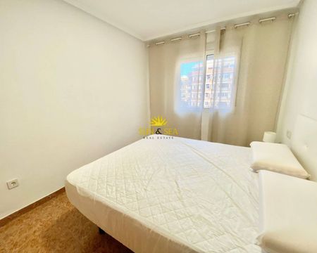 2 BEDROOM APARTMENT - TORREVIEJA - Photo 2