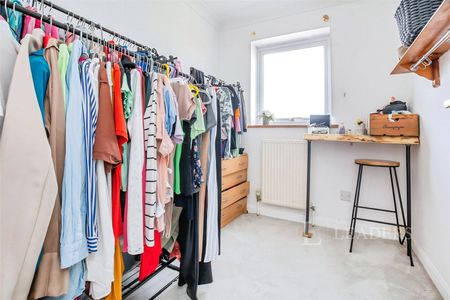 3 bedroom house to rent Kendal Close, Hethersett, Norwich, NR9 - Photo 3