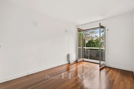 Tout savoir sur cet appartement dans le quartier Saint James-Delabordère, à Neuilly-sur-Seine - Photo 2