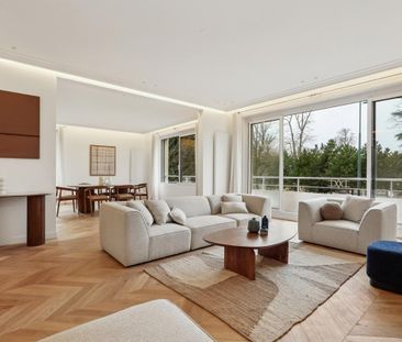 Location Appartement 5 pièces Meublé 163m² PARIS 16ème - Photo 1